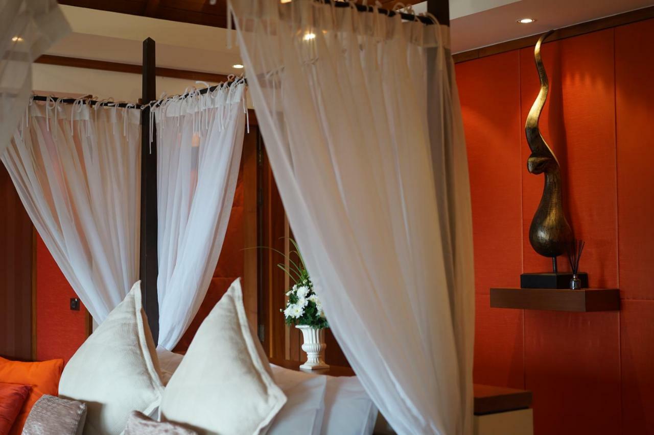Villa Malisa Kamala Beach Buitenkant foto